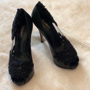Dolce & Gabbana. Black heels. Size 6.5